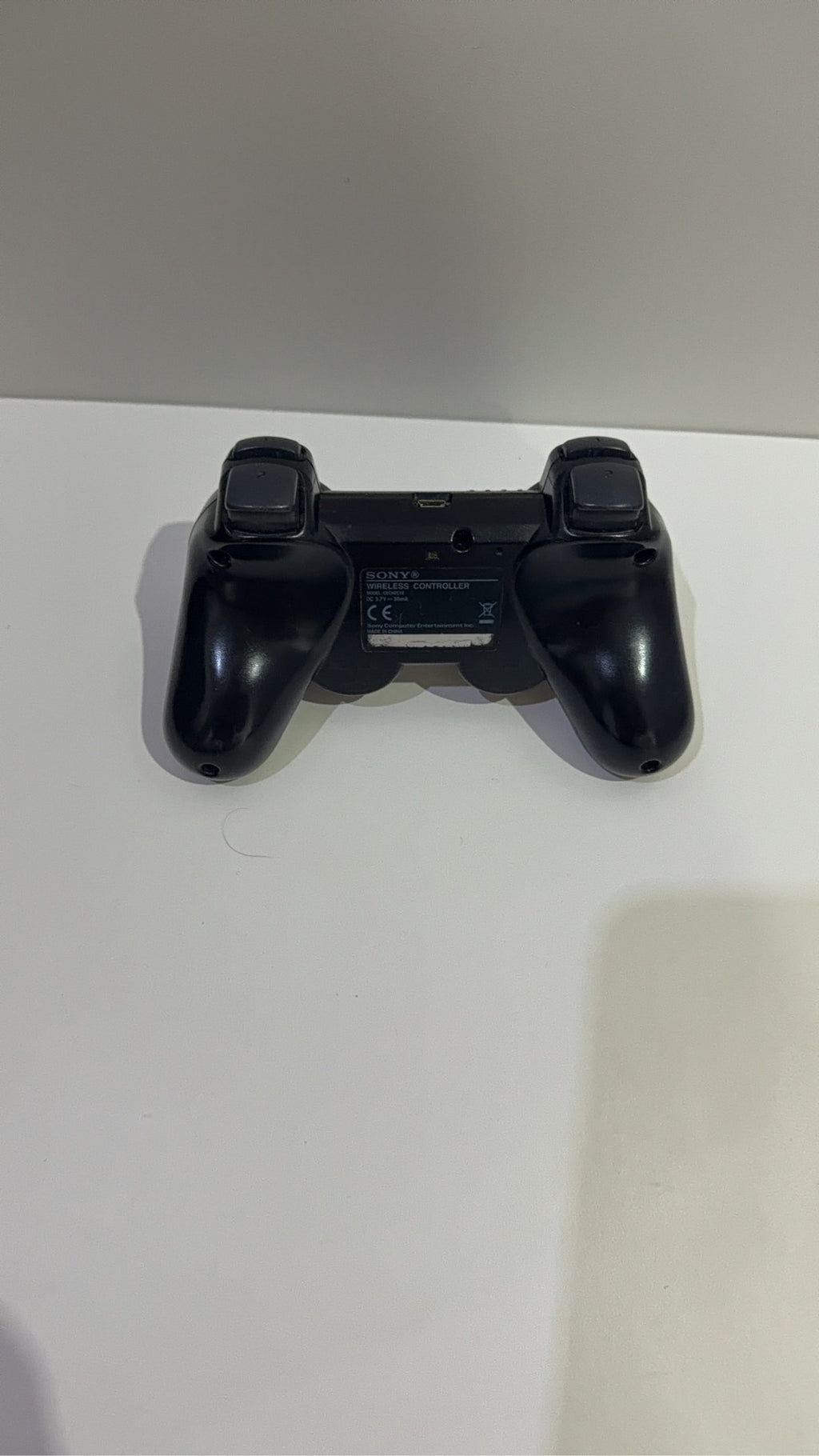 Sony PlayStation 3 PS3 Console 80GB Black with Dualshock 3 Controller and 5 games.