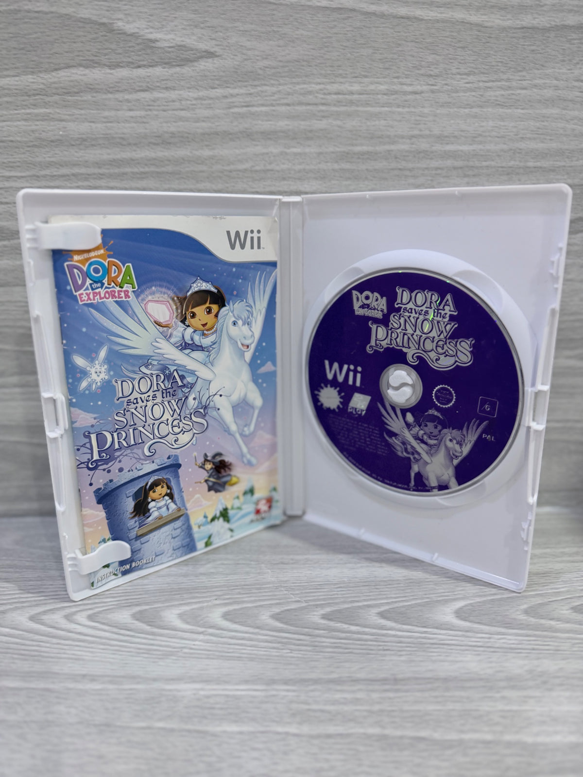 Dora Saves The Snow Princess Nintendo Wii Complete With Manual PAL UK Tested